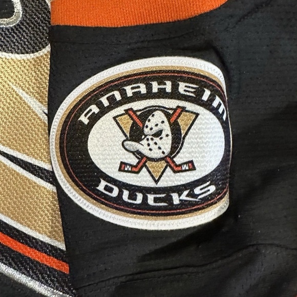 Fanatics Black and Orange Anaheim Ducks Jersey - Picture 4 of 5